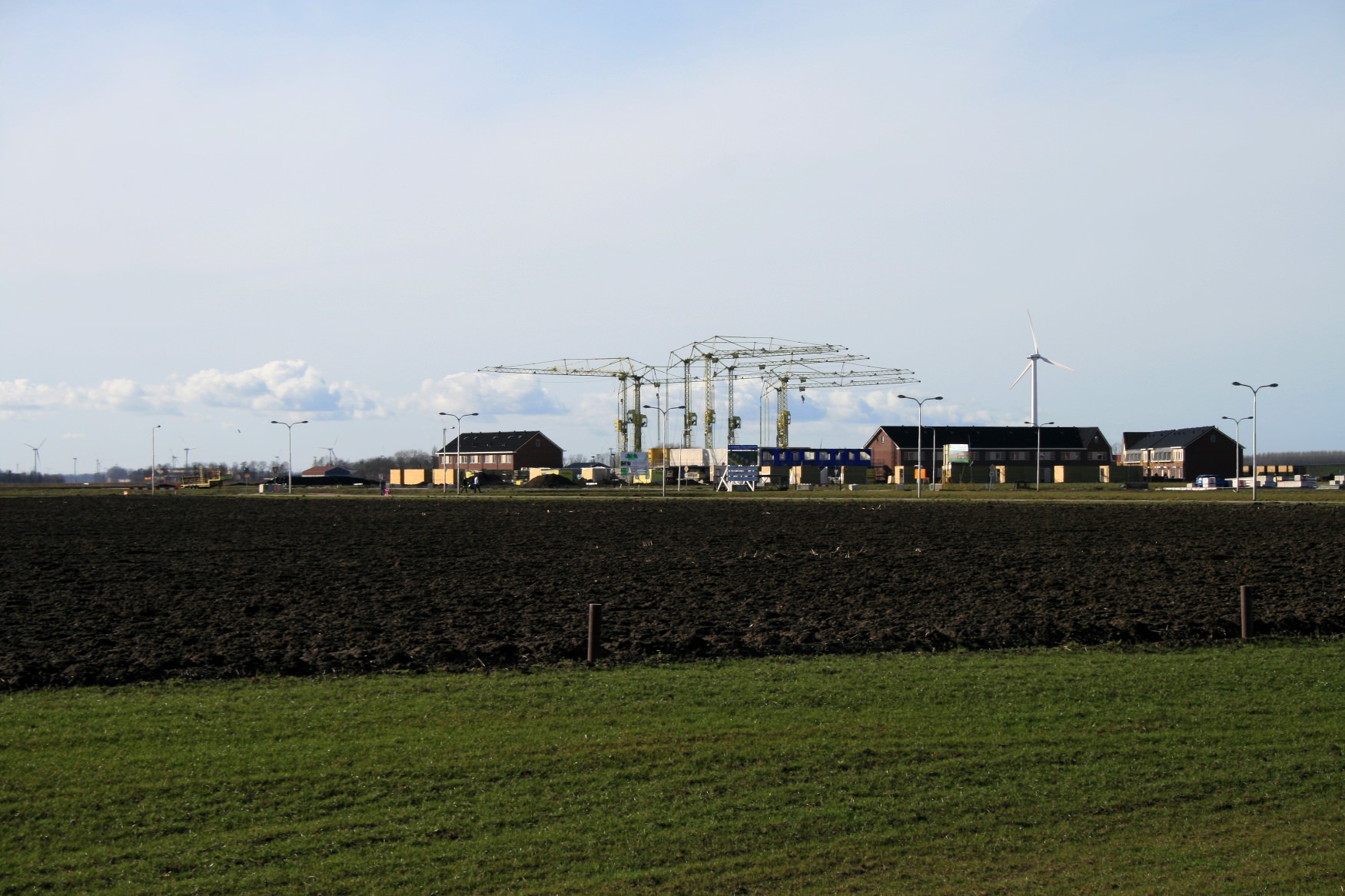 Nederlander wil dorp, overheid bouwt stad